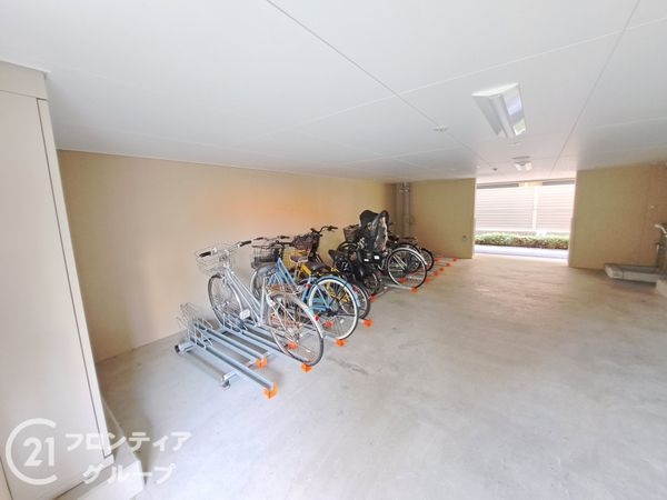 プレサンスロジェ伊丹ラヴィ　中古マンション