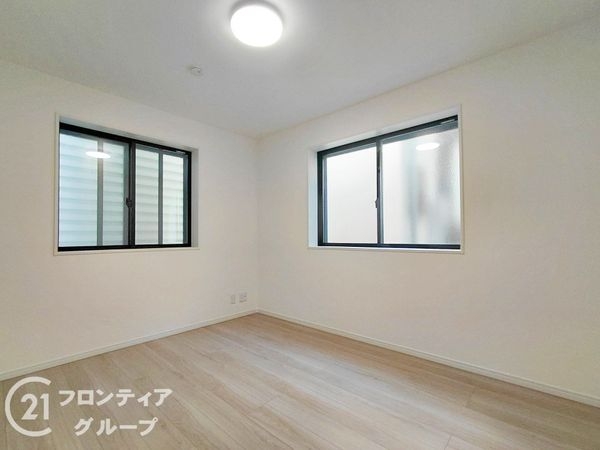 西宮市今津久寿川町　新築一戸建て