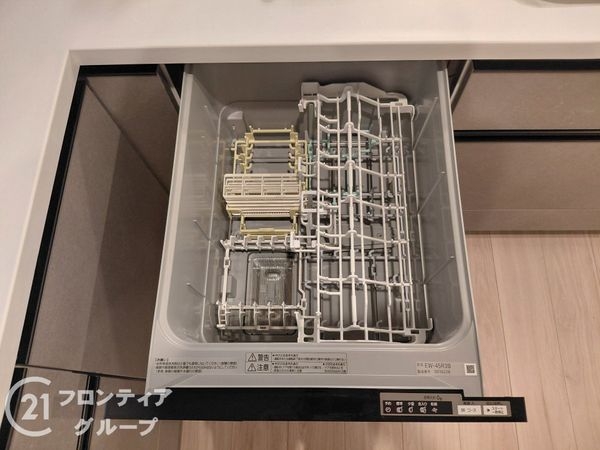 西宮市今津久寿川町　新築一戸建て