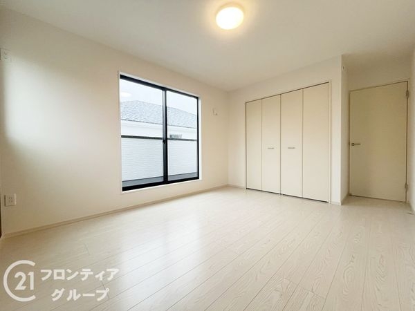 伊丹市南野１丁目　新築一戸建て　２期　１号棟