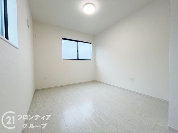伊丹市南野１丁目　新築一戸建て　２期　１号棟