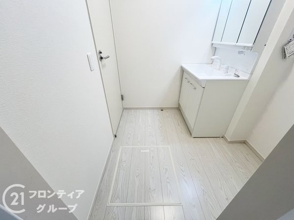 伊丹市南野１丁目　新築一戸建て　２期　１号棟
