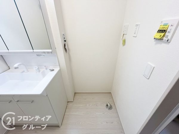 伊丹市南野１丁目　新築一戸建て　２期　１号棟