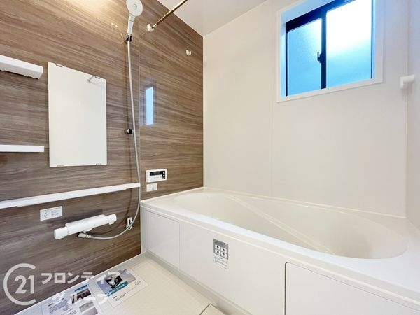 伊丹市南野１丁目　新築一戸建て　２期　１号棟