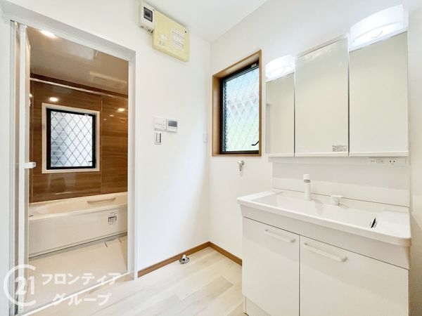 伊丹市西野６丁目の中古一戸建て