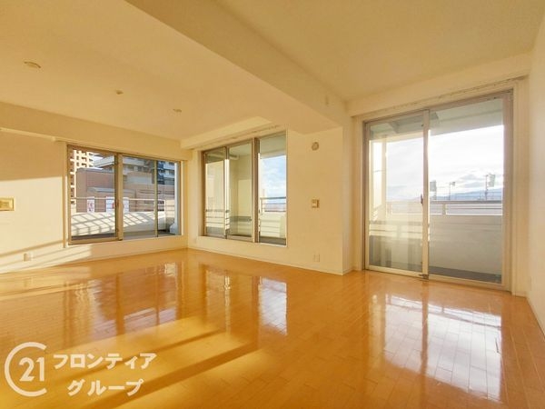 ワコーレコモード立花　中古マンション