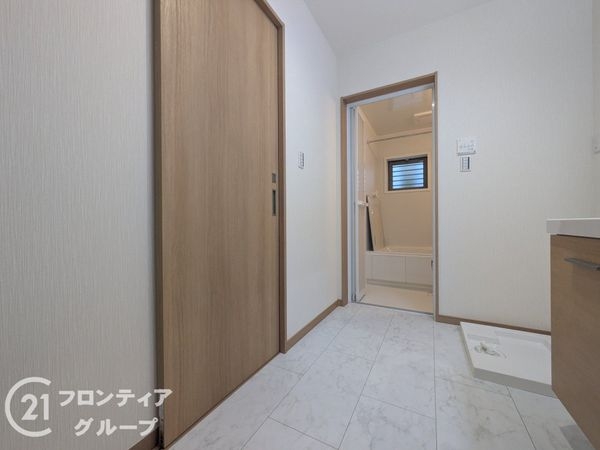 西宮市笠屋町　新築一戸建て　A号棟