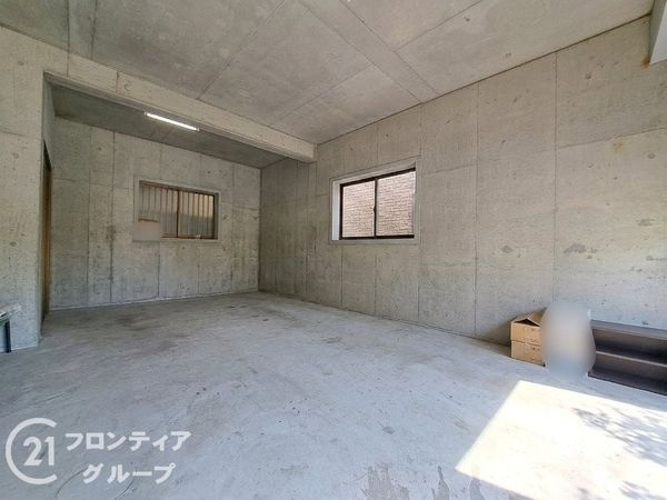 尼崎市常光寺２丁目の中古一戸建て