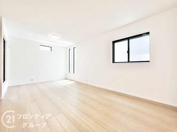 尼崎市西昆陽１丁目　新築一戸建て　全１区画