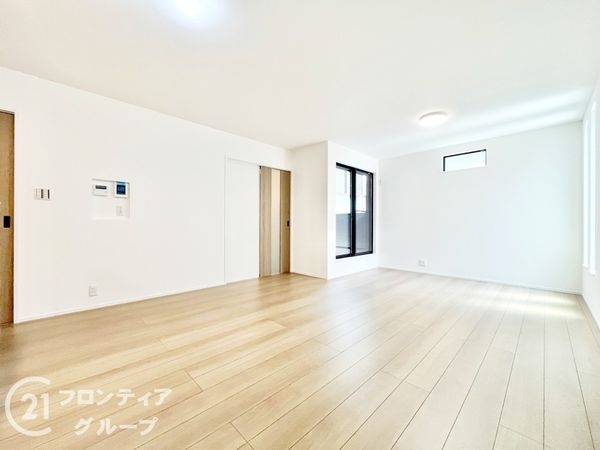 尼崎市西昆陽１丁目　新築一戸建て　全１区画
