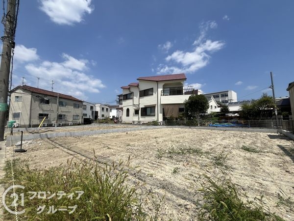 伊丹市鈴原町９丁目　新築一戸建て　１期　３号棟