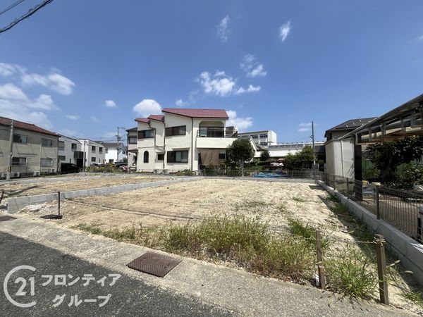 伊丹市鈴原町９丁目　新築一戸建て　１期　３号棟