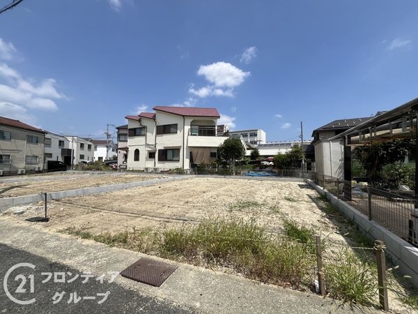 伊丹市鈴原町９丁目　新築一戸建て　１期　３号棟