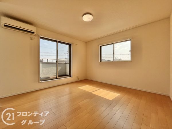 伊丹市荻野５丁目の中古一戸建て