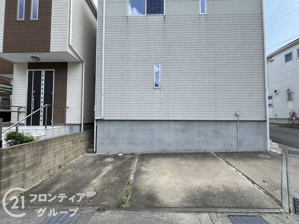 伊丹市荻野５丁目の中古一戸建て