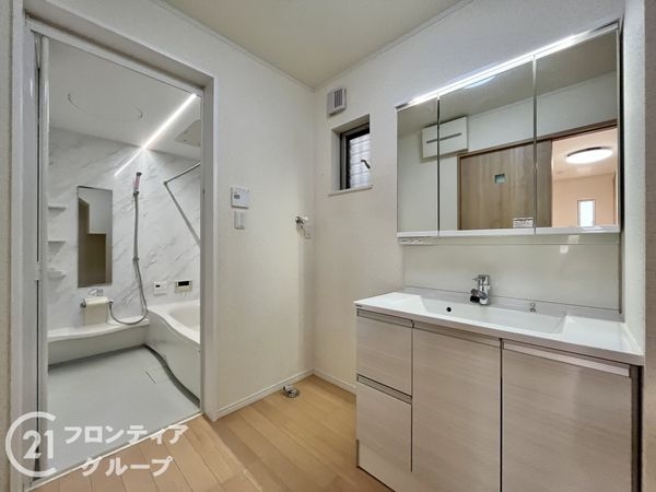 伊丹市荻野５丁目の中古一戸建て