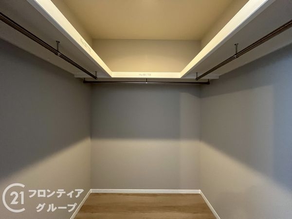 西宮市瓦林町　新築一戸建て　全１区画