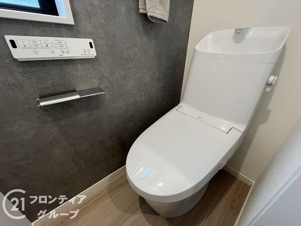 西宮市瓦林町　新築一戸建て　全１区画