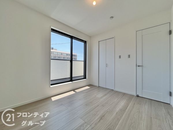 西宮市瓦林町　新築一戸建て　全１区画