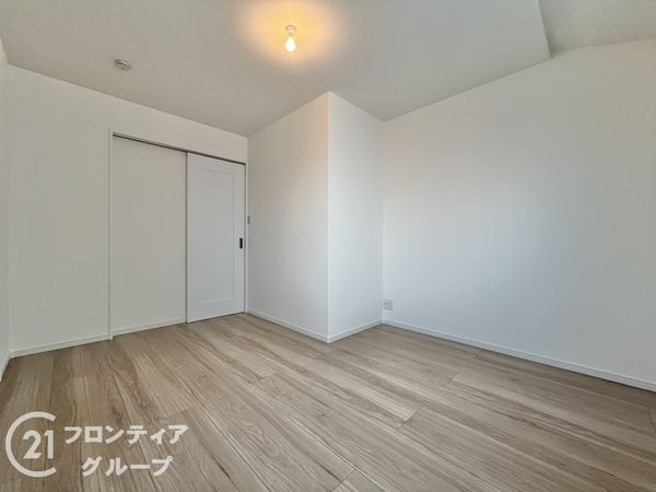 西宮市瓦林町　新築一戸建て　全１区画