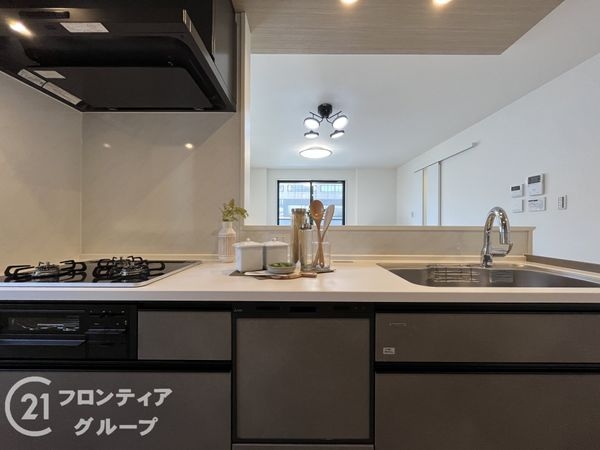 西宮市瓦林町　新築一戸建て　全１区画