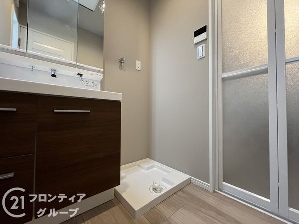西宮市瓦林町　新築一戸建て　全１区画