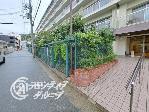 日商岩井甲陽園マンション中古マンション