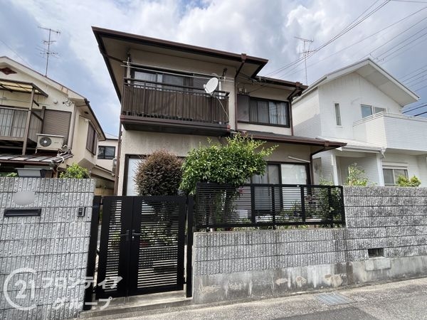 伊丹市春日丘３丁目の中古一戸建て