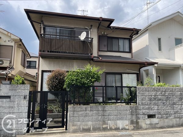 伊丹市春日丘３丁目の中古一戸建て