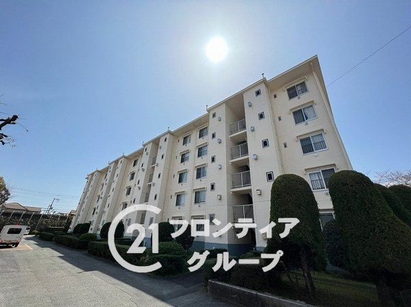 上田東町住宅三号棟 中古マンション