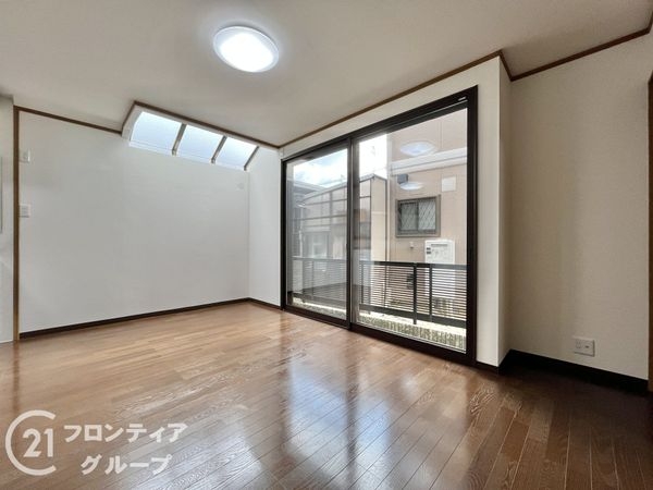 西宮市下大市東町の中古一戸建て