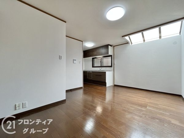 西宮市下大市東町の中古一戸建て
