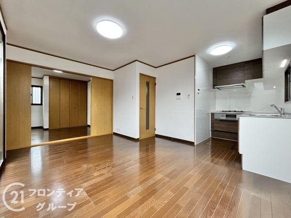 西宮市下大市東町の中古一戸建て