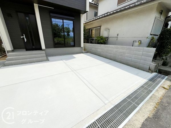 伊丹市荻野１丁目　新築一戸建て　全１区画
