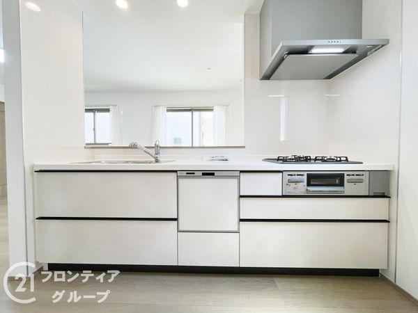 尼崎市西昆陽２丁目　新築一戸建て　B号棟