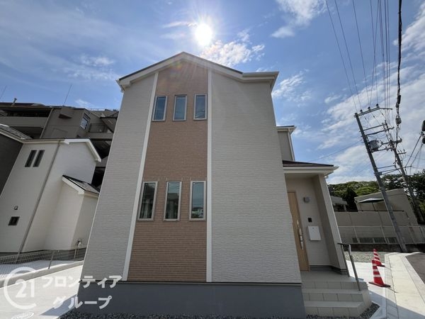 尼崎市西昆陽2丁目 新築一戸建て A号棟