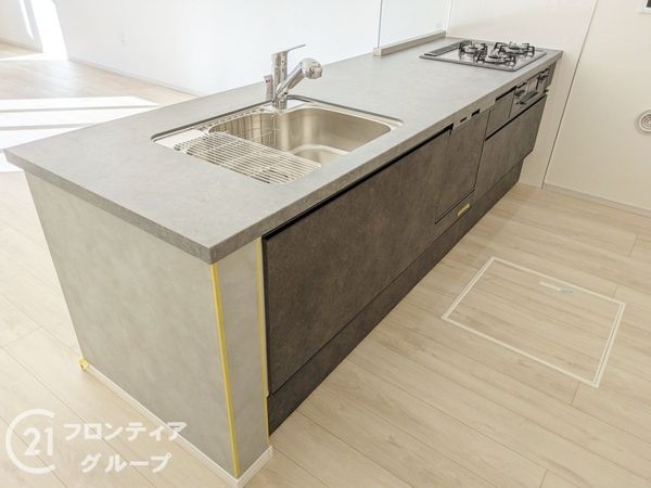 西宮市上ケ原五番町　新築一戸建て　１期　１号棟