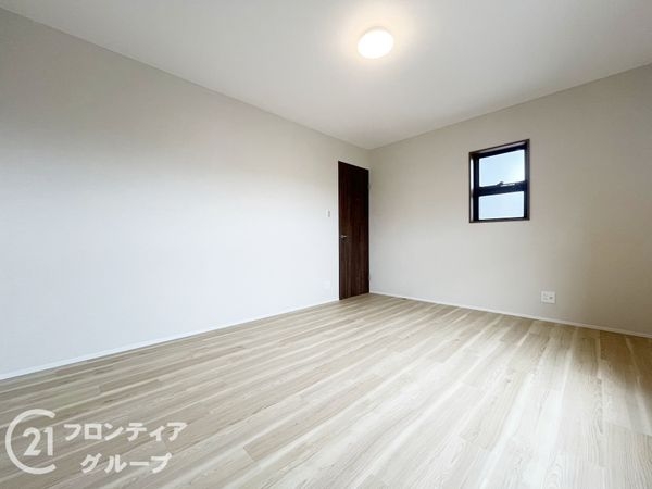 尼崎市食満２丁目の中古一戸建て