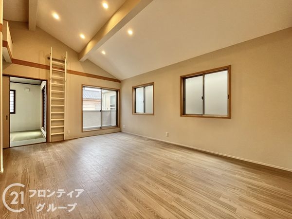 尼崎市稲葉荘４丁目の中古一戸建て