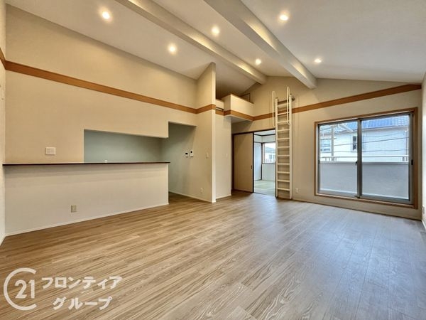尼崎市稲葉荘４丁目の中古一戸建て