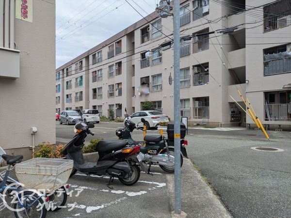 日生伊丹荻野コーポラスD棟　中古マンション