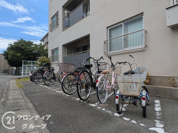 日生伊丹荻野コーポラスD棟　中古マンション