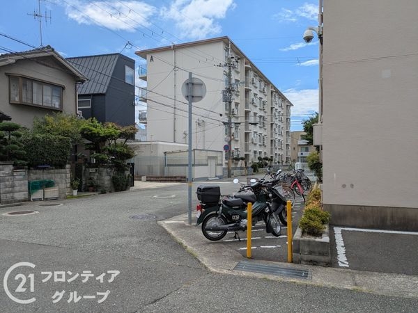 日生伊丹荻野コーポラスD棟　中古マンション