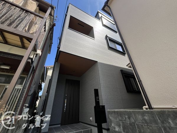 尼崎市稲葉荘4丁目 新築一戸建て 全1区画