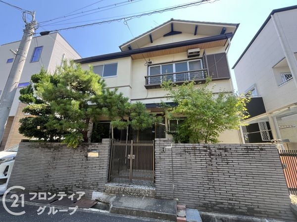 伊丹市緑ケ丘７丁目　中古一戸建て