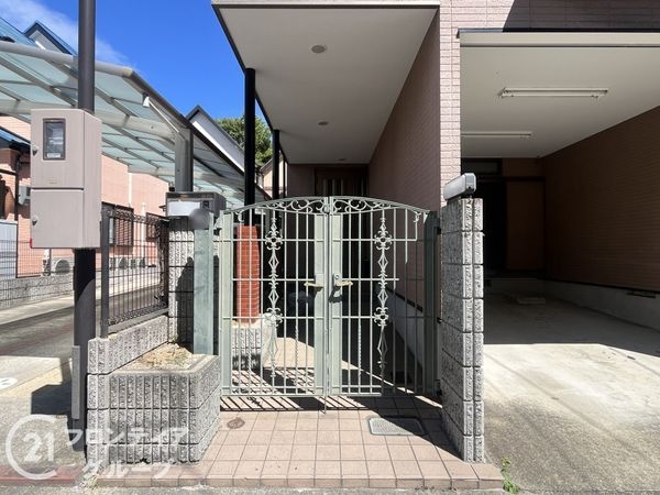 伊丹市瑞原３丁目の中古一戸建て