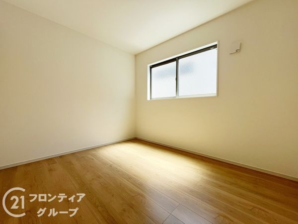 尼崎市東園田町３丁目　新築一戸建て　１期　１号棟