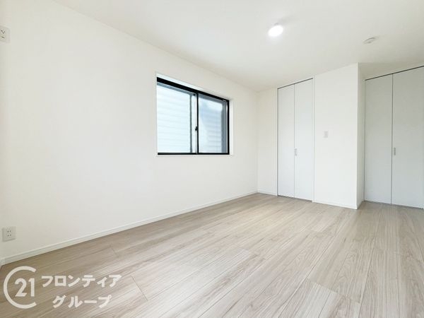 西宮市今津山中町　新築一戸建て　全１区画