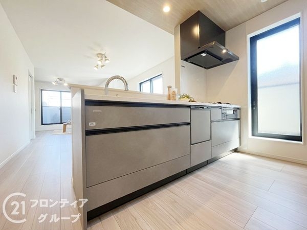 西宮市今津山中町　新築一戸建て　全１区画
