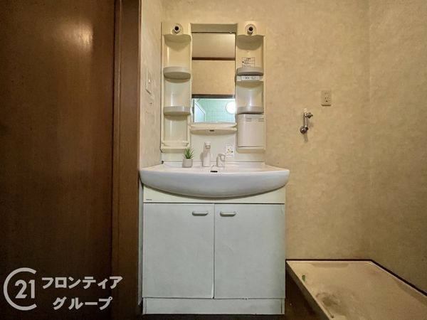 尼崎市栗山町１丁目の中古一戸建て